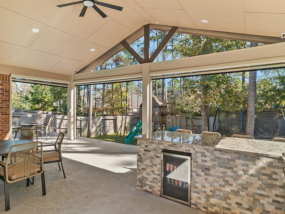1st image of 216 Elianne Lace Ct