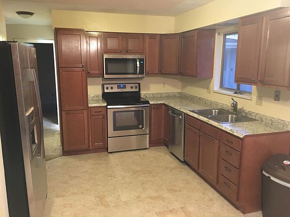 Brand New Remodeled Kitchen