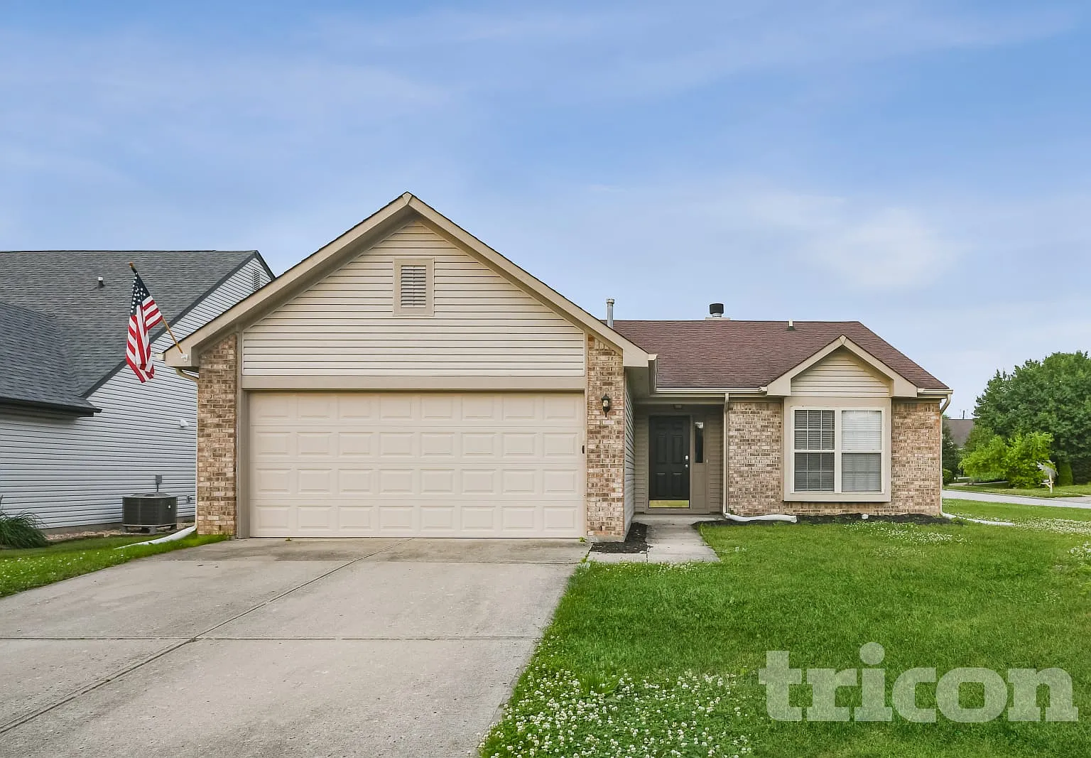 8439 Bentonville Place Indianapolis IN — Photo 1