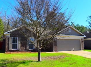 21 Devonshire Dr, Phenix City, AL 36870