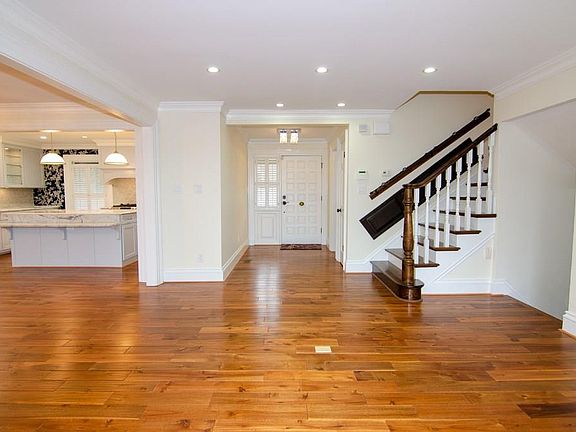 5th image of 1430 Magnolia Ave