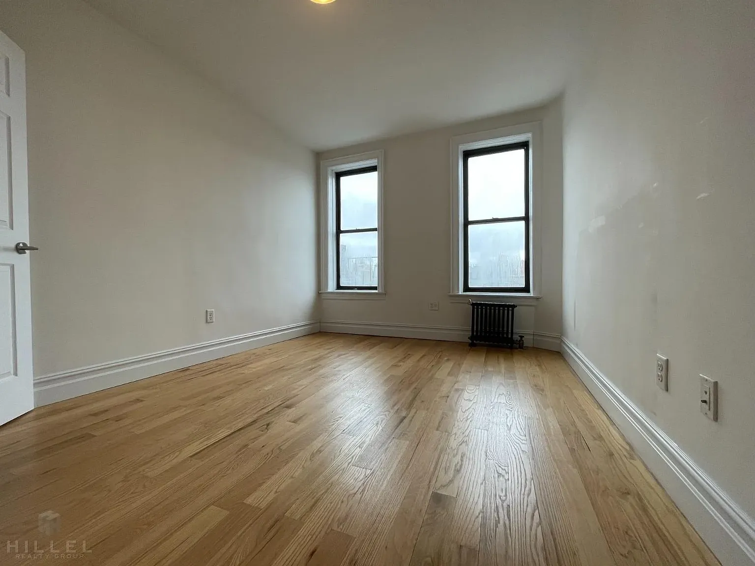 23-05 30th Avenue — Photo 4