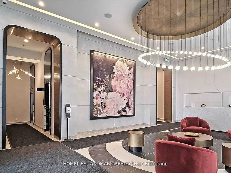 60 Shuter St #607 — Photo 3