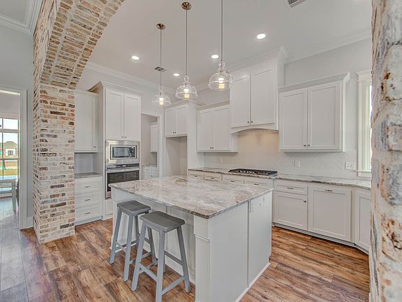 5th image of 111 Sonoma Ct