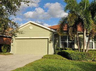 3925 Bridlecrest Ln, Bradenton, FL 34209