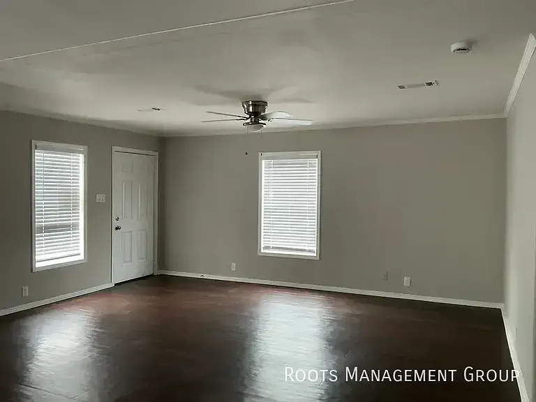 15923 Clarke Springs Dr #15923C — Photo 5