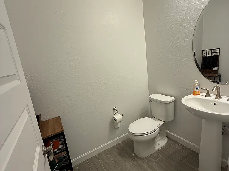 5618 W Alta Mesa Ave — Photo 5