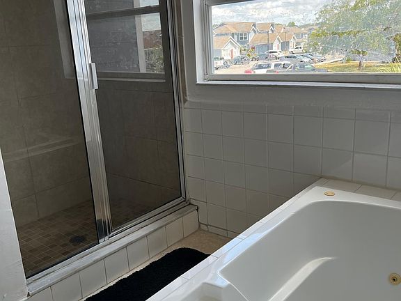 3rd image of 731 Caribbean Dr #A