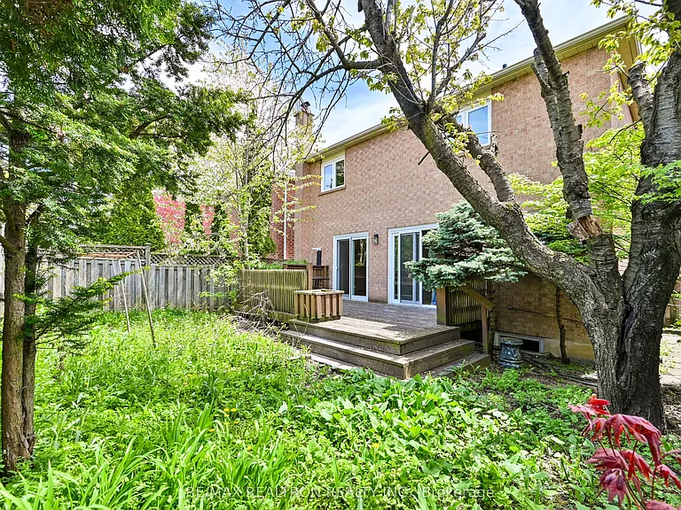 10 Pinewood Dr — Photo 48
