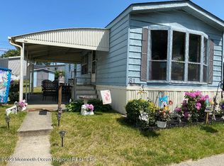 81 Shore Haven Rd, Hazlet, NJ 07730