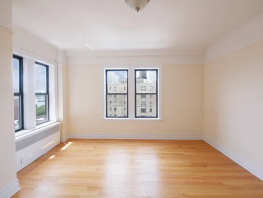 Rented by Rachel Realty | media 27