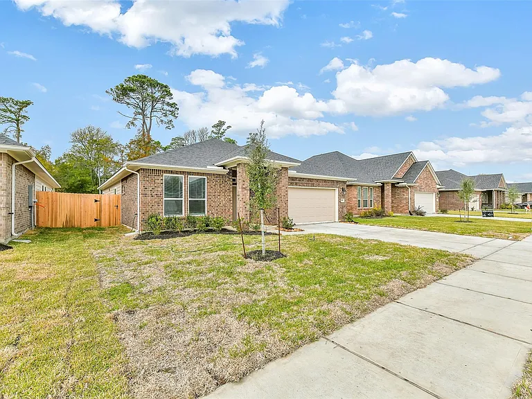 3915 Sugardale St — Photo 3