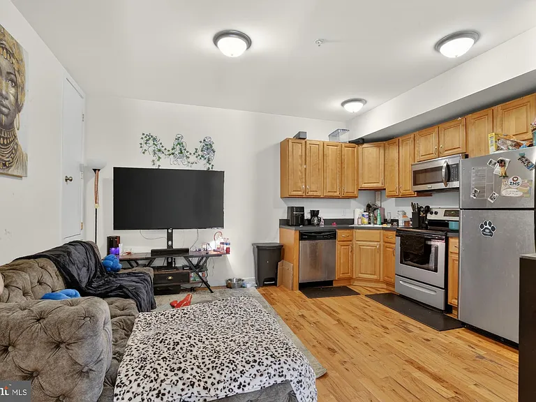 4011 Baring St #8 — Photo 2