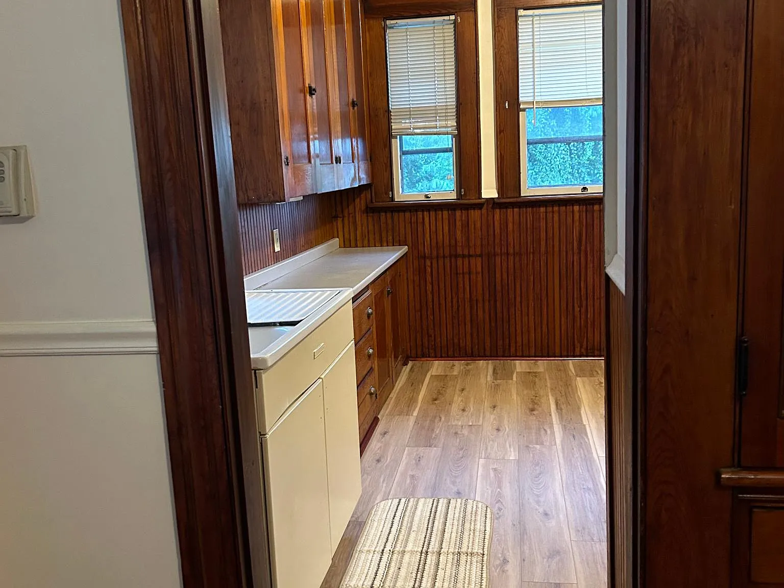 3 bed, 1250 sqft, $2,300 — Photo 3