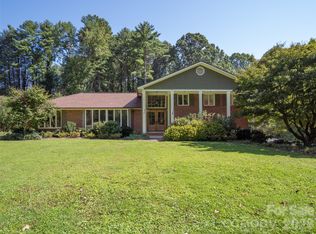 73 Redwood St, Brevard, NC 28712