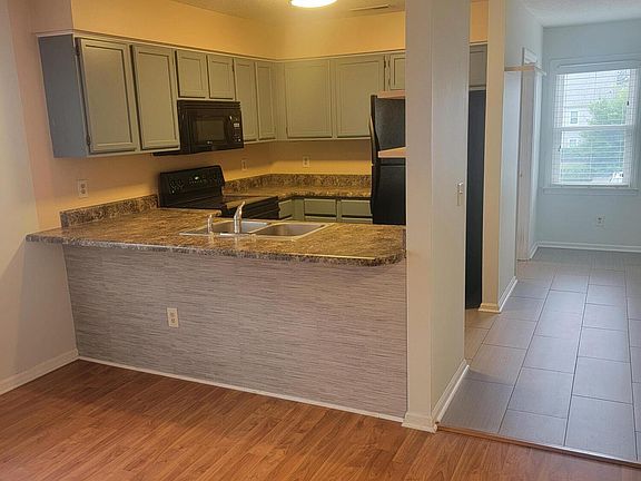 2nd image of 2728 S 17th Street Apt D