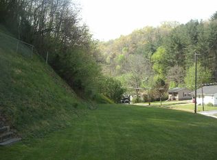 616 Harolds Branch Rd, Pikeville, KY 41501