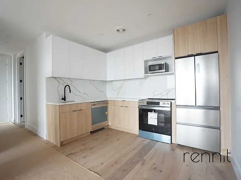 2402 Cortelyou Rd #603 — Photo 8