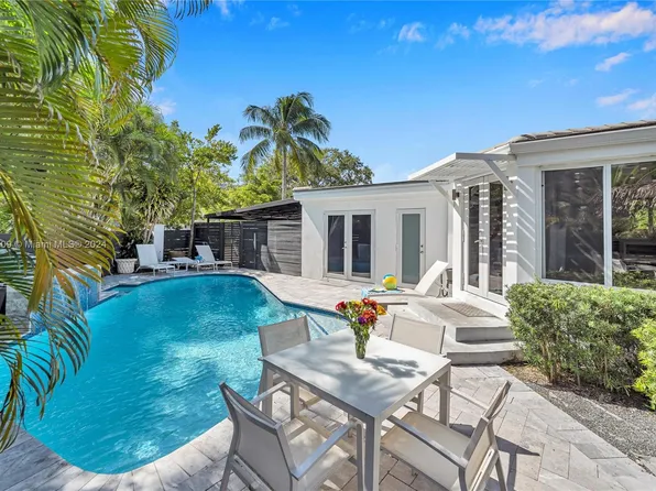 201 NE 16th Ave, Fort Lauderdale, FL 33301