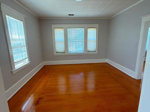 4th image of 634 Union St #19