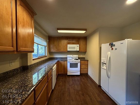 5th image of 1281 Bonanza Ave APT 8