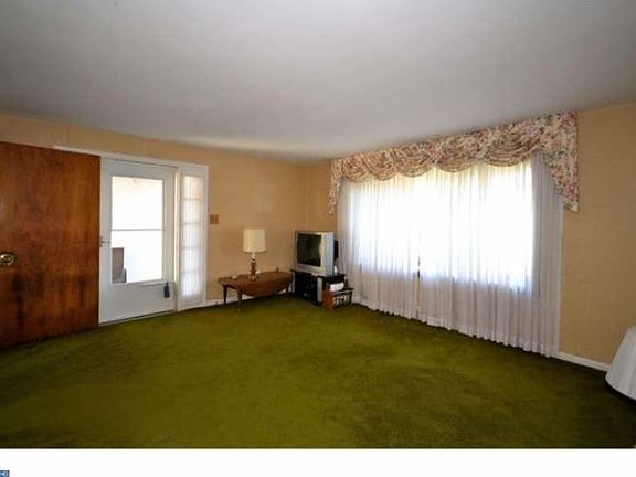 3rd image of 411 Hallman Ave
