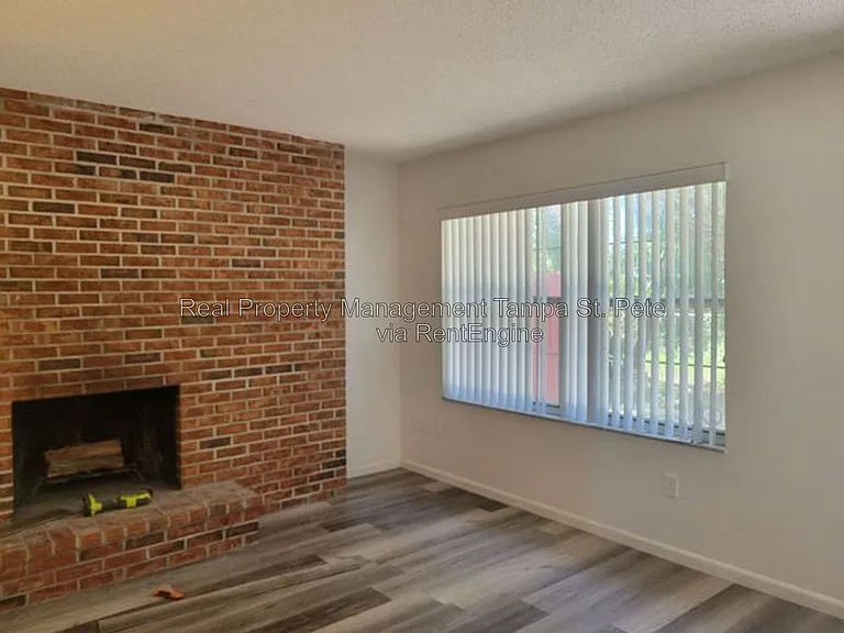 8144 Omaha Cir — Photo 9