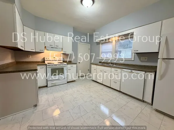 Maple 420 W (Building), 420 W Maple St #420, Lansing, MI 48906