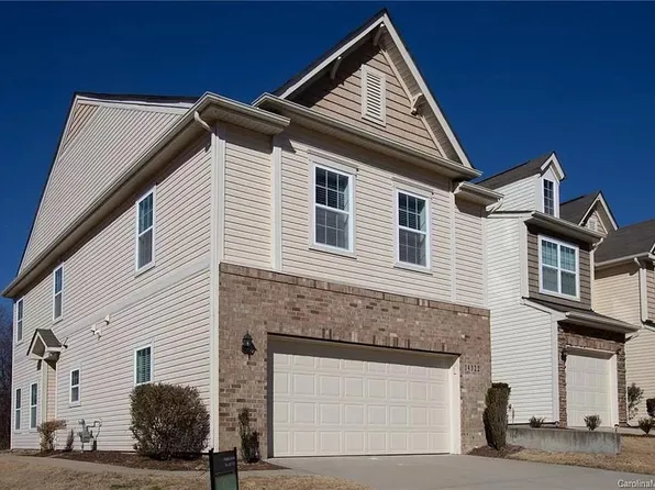 14322 Drake Watch Ln, Charlotte, NC 28262