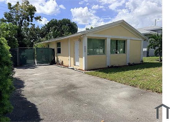 3rd image of 2898 NW 6th Ct