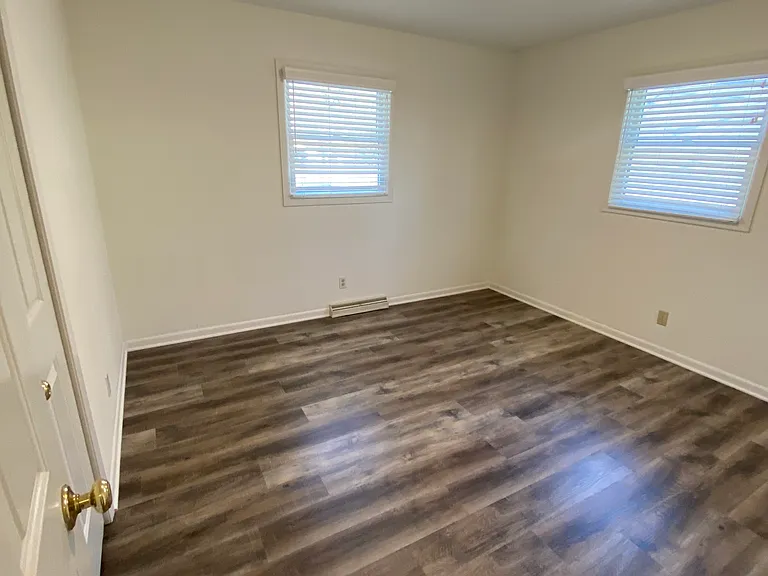 11722 Mill St — Photo 6