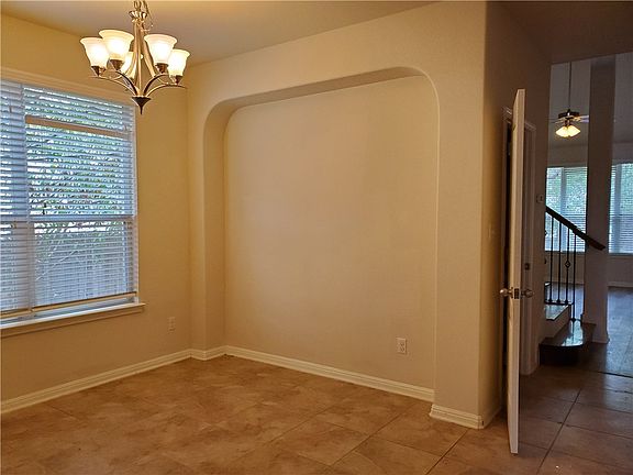 5th image of 11520 Cherisse Dr