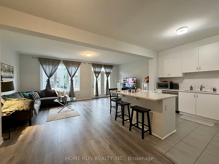 216 Billrian Cres — Photo 9