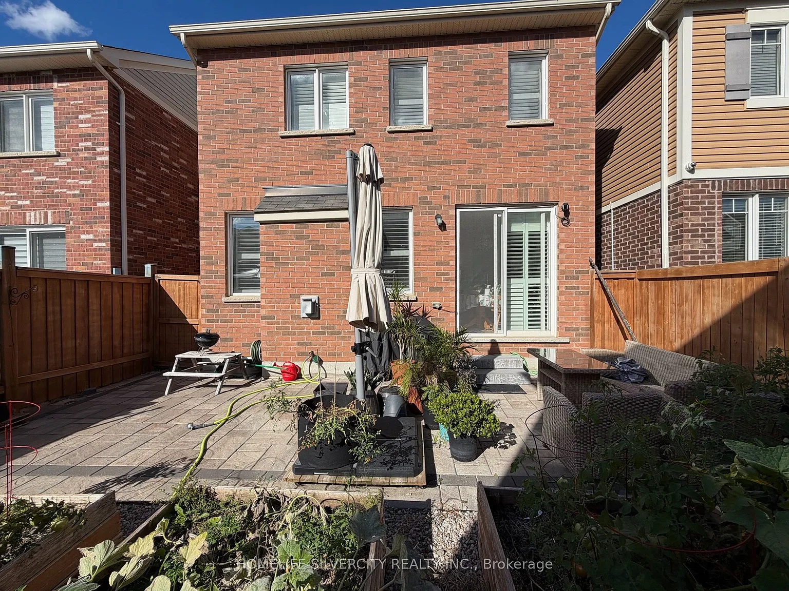 4 bed, $3,200 — Photo 2