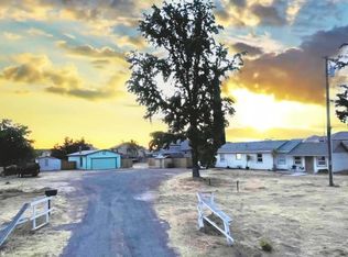 1977 Saint John Rd, Escalon, CA 95320
