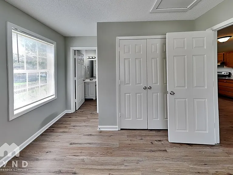 820 Clarence Jordan Ct — Photo 10