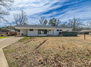 900 E Joslyn St, Gurdon, AR 71743