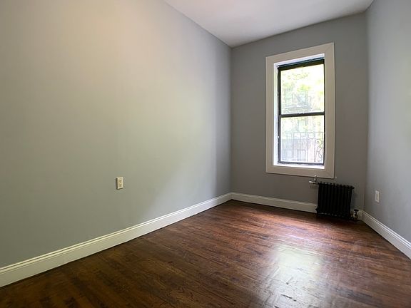 4th image of 2 Pinehurst Ave #Bb6
