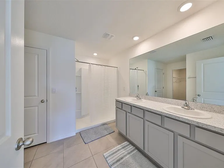 16782 Carlton Pond St — Photo 21