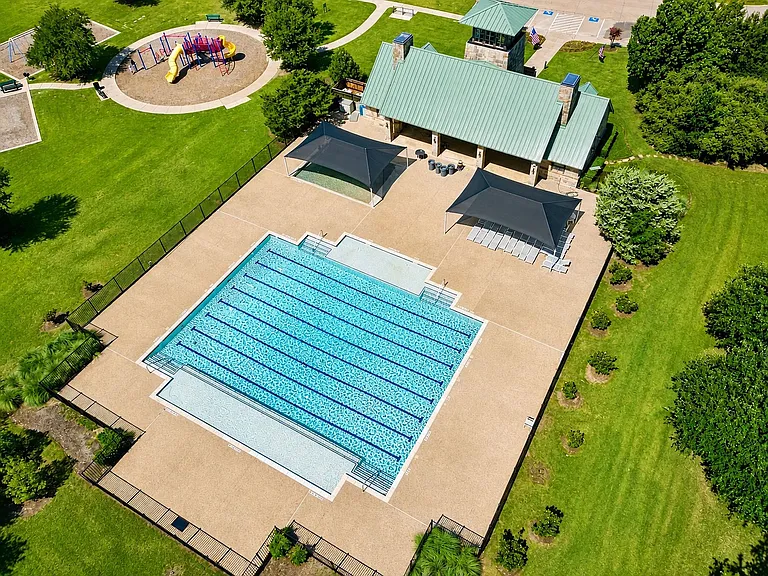 1745 Duck Cove Dr — Photo 21