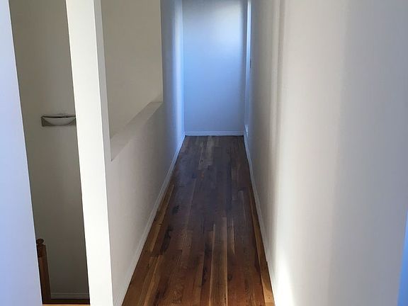 4th image of 247 W 63rd St Ph Pb