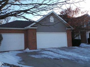 1501 Ironwood Cc Dr, Normal, IL 61761