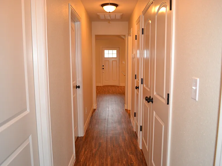 508 W Hull St — Photo 10