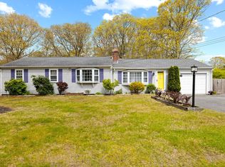 2 Sioux Rd, West Yarmouth, MA 02673