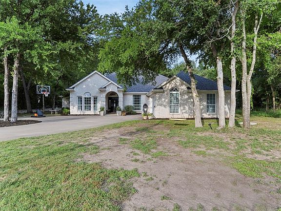 2nd image of 12011 Trailwood Dr