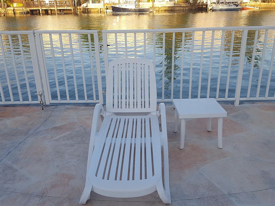 1st image of 7227 Bay Dr APT 25