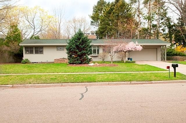 1st image of 1611 Gladys Ave