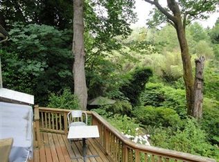 17028 Hamlin Rd NE, Seattle, WA 98155