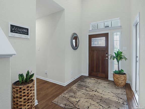 5th image of 381 ORION DR