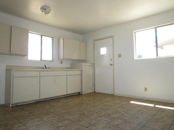 4th image of 5624 Hemmingway Dr